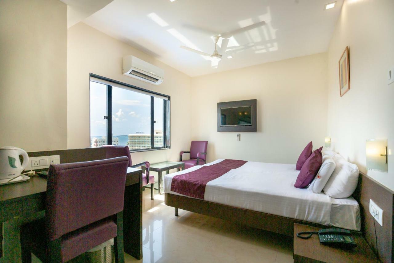 מומביי Sukh Hotel מראה חיצוני תמונה
