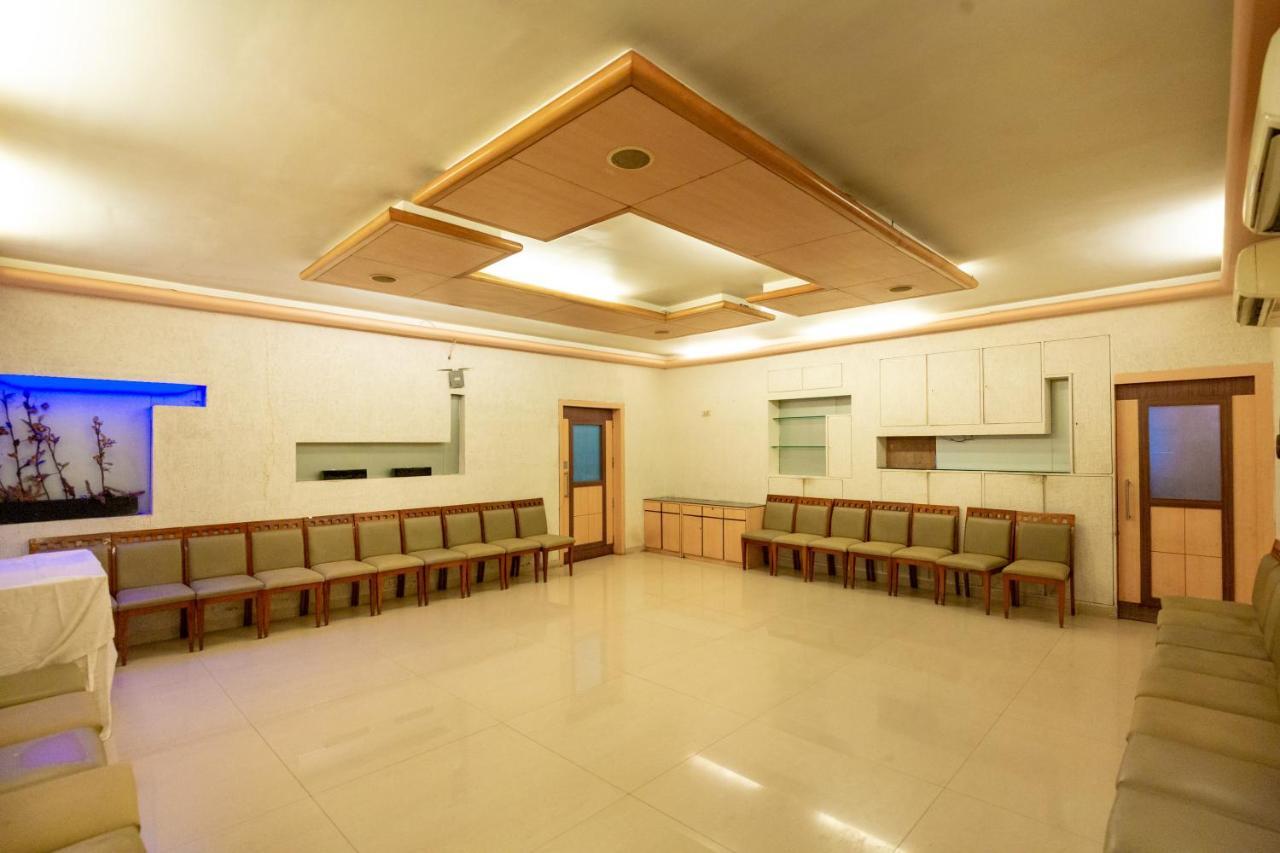 מומביי Sukh Hotel מראה חיצוני תמונה